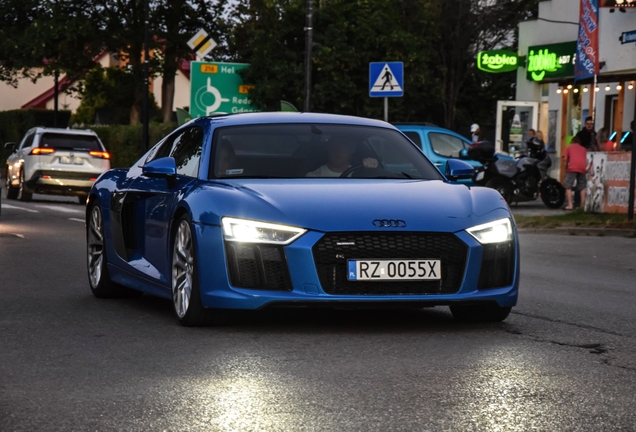 Audi R8 V10 2015