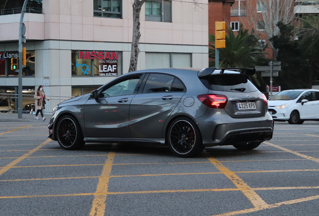 Mercedes-AMG A 45 W176 2015