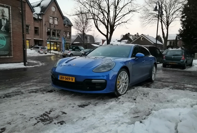 Porsche 971 Panamera Turbo S E-Hybrid Sport Turismo