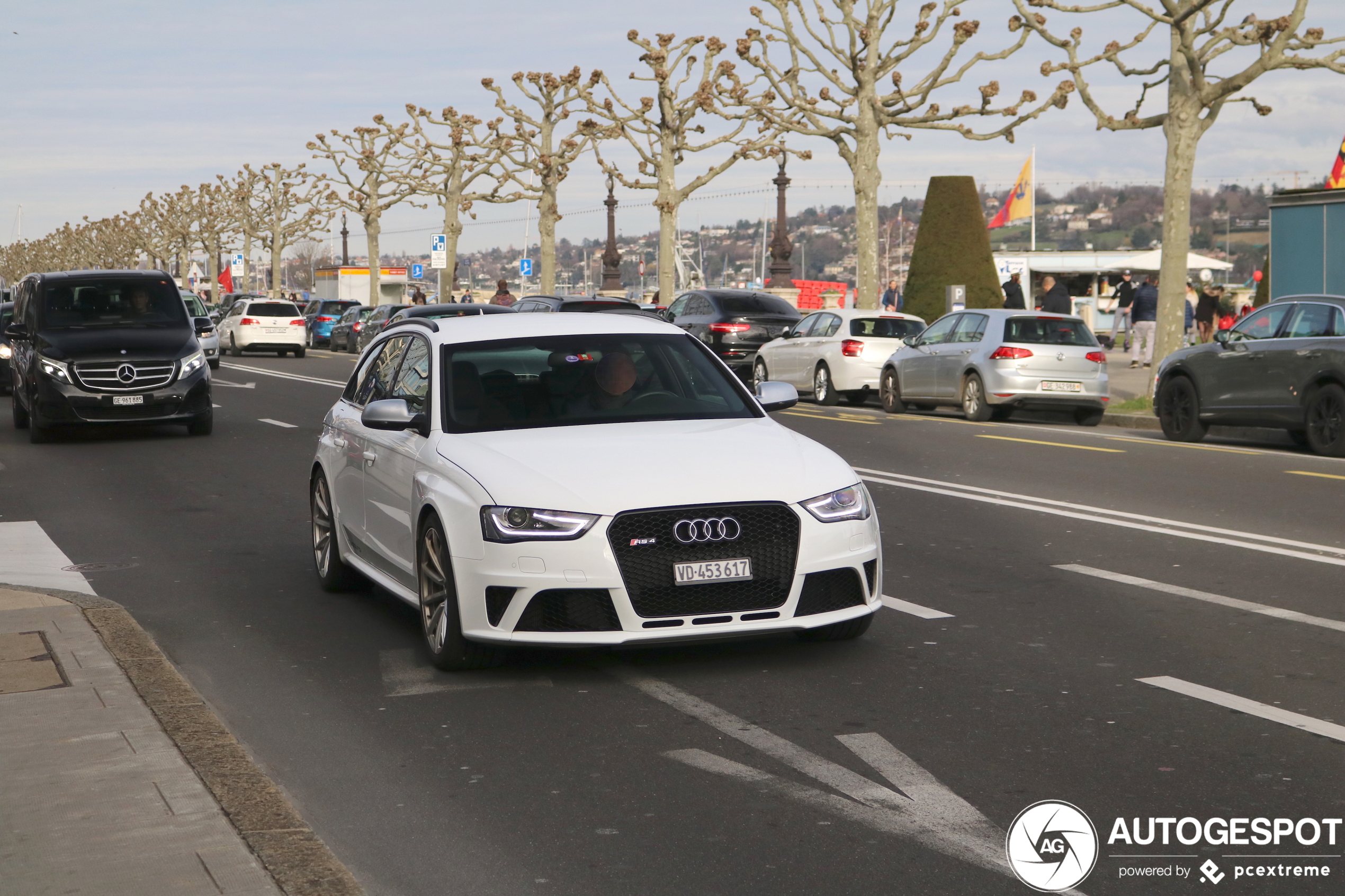 Audi RS4 Avant B8