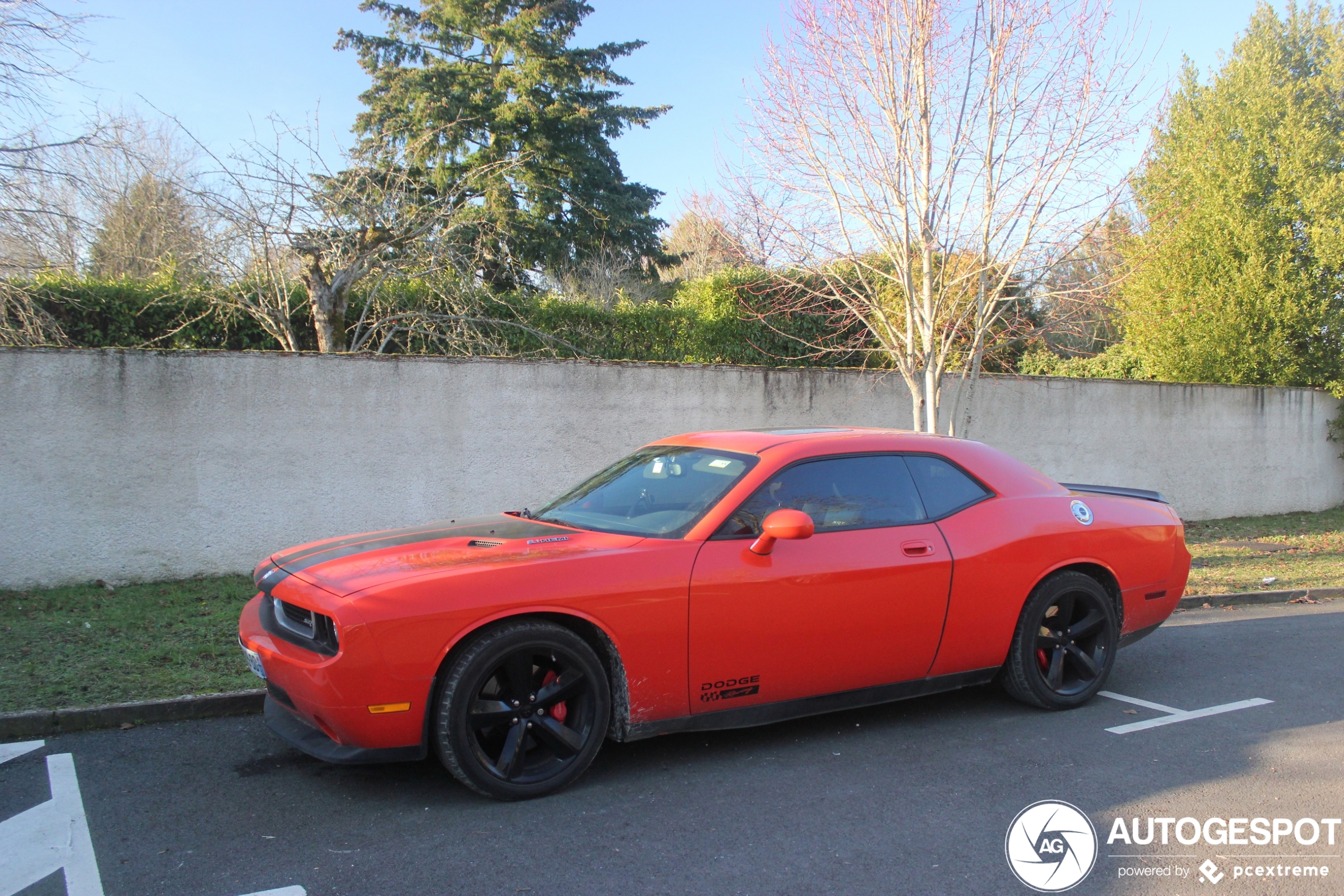 Dodge Challenger SRT-8