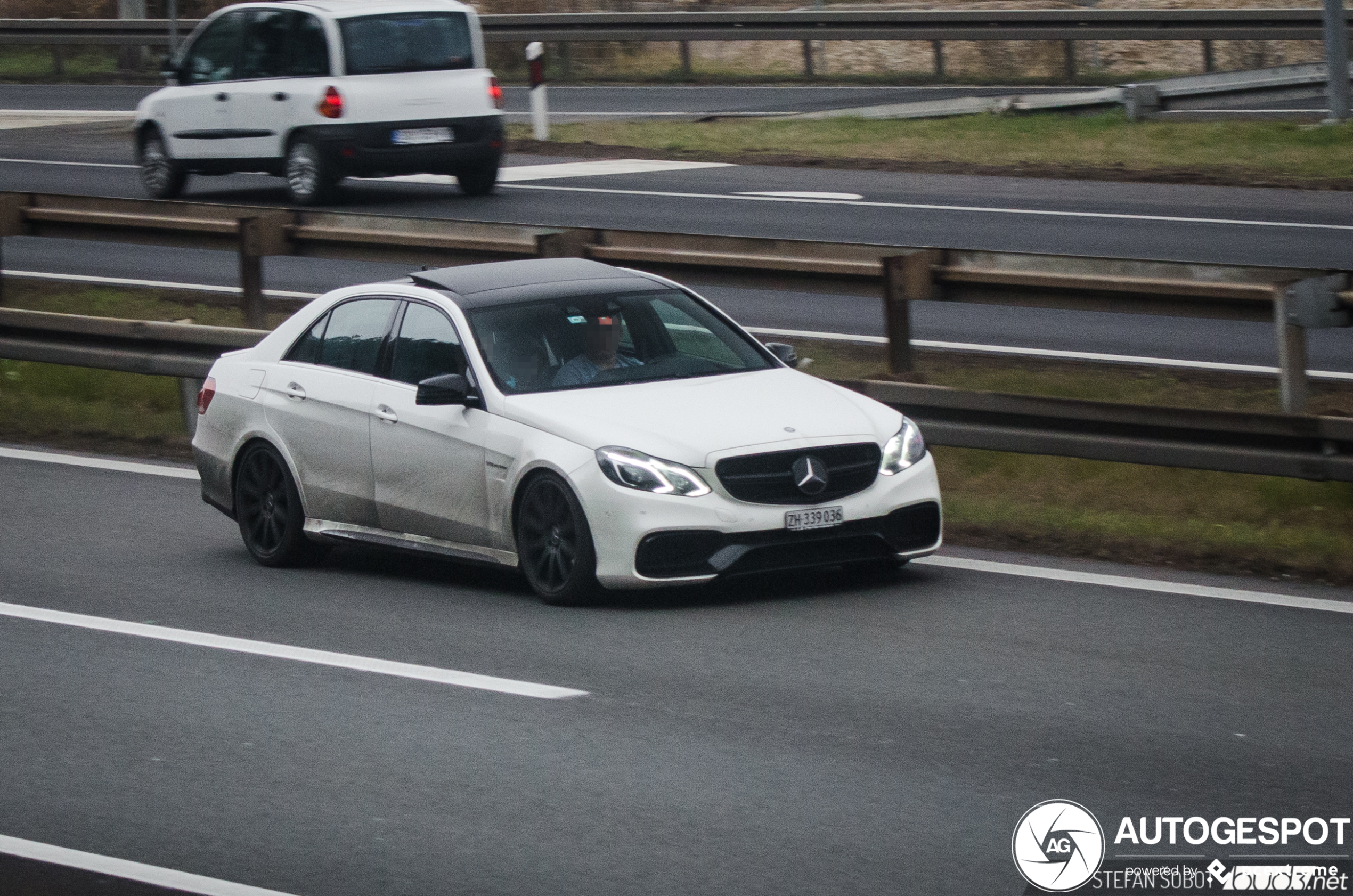 Mercedes-Benz E 63 AMG S W212