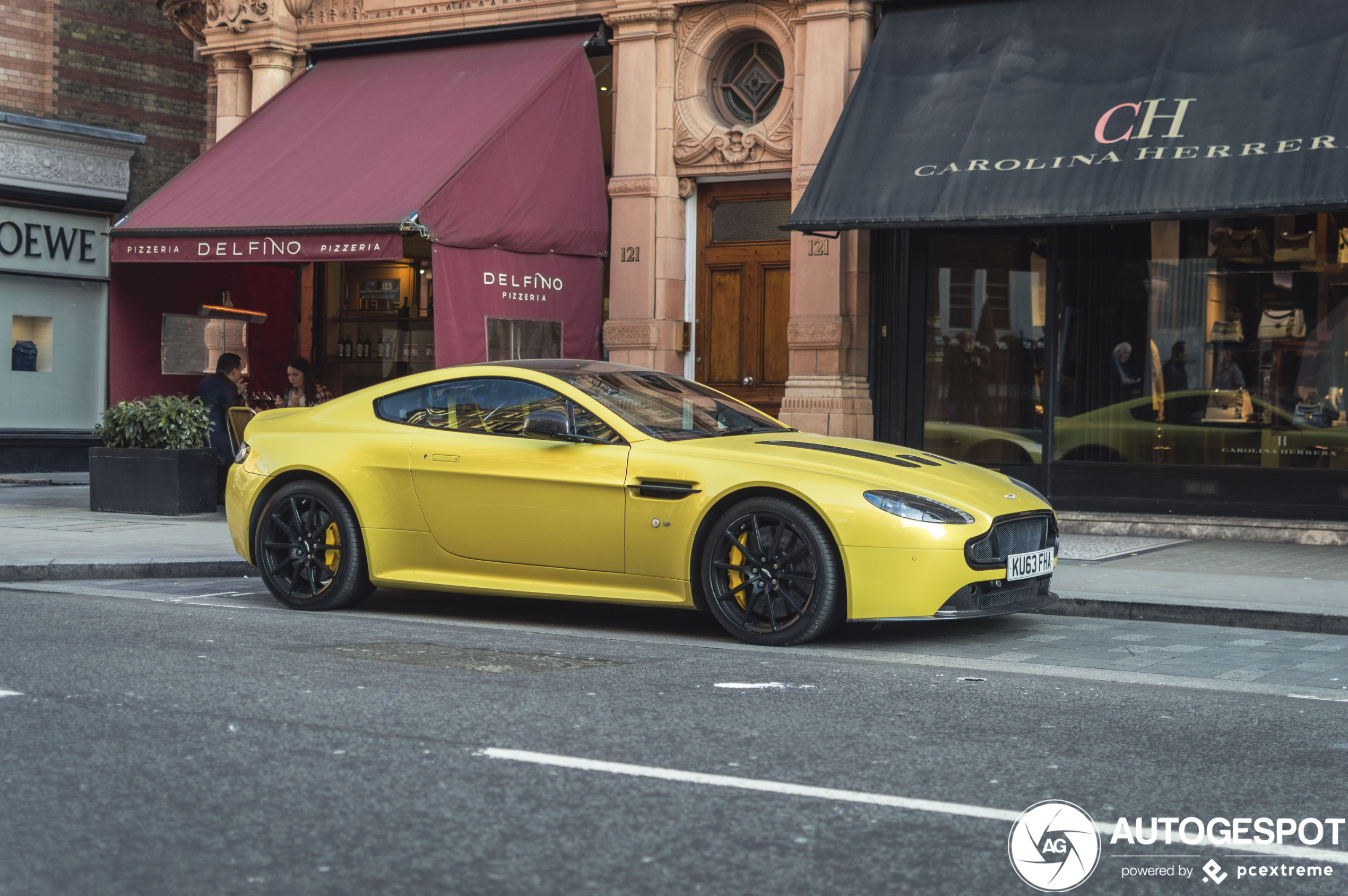 Aston Martin V12 Vantage S