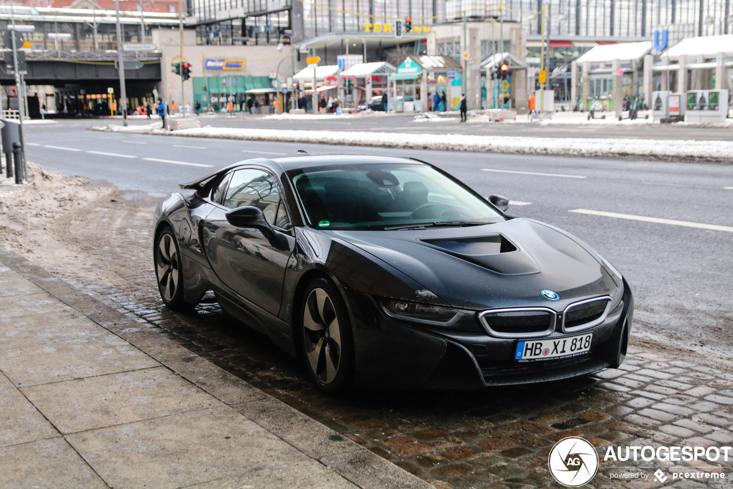 BMW i8