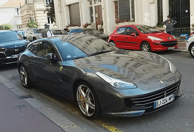 Ferrari GTC4Lusso