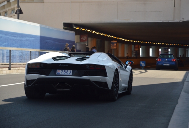 Lamborghini Aventador S LP740-4 Roadster