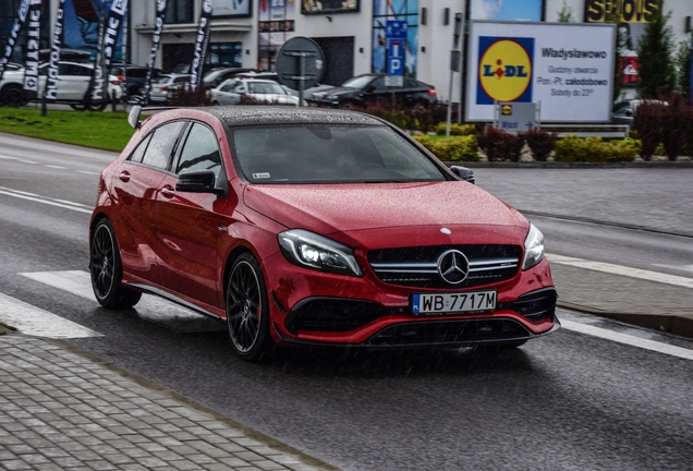 Mercedes-AMG A 45 W176 2015