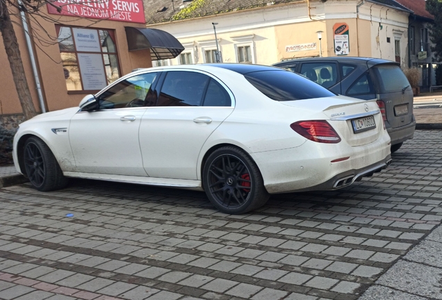 Mercedes-AMG E 63 S W213