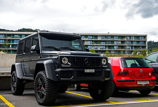 Mercedes-Benz G 500 4X4²