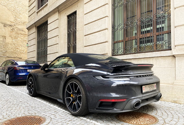 Porsche 992 Turbo S Cabriolet