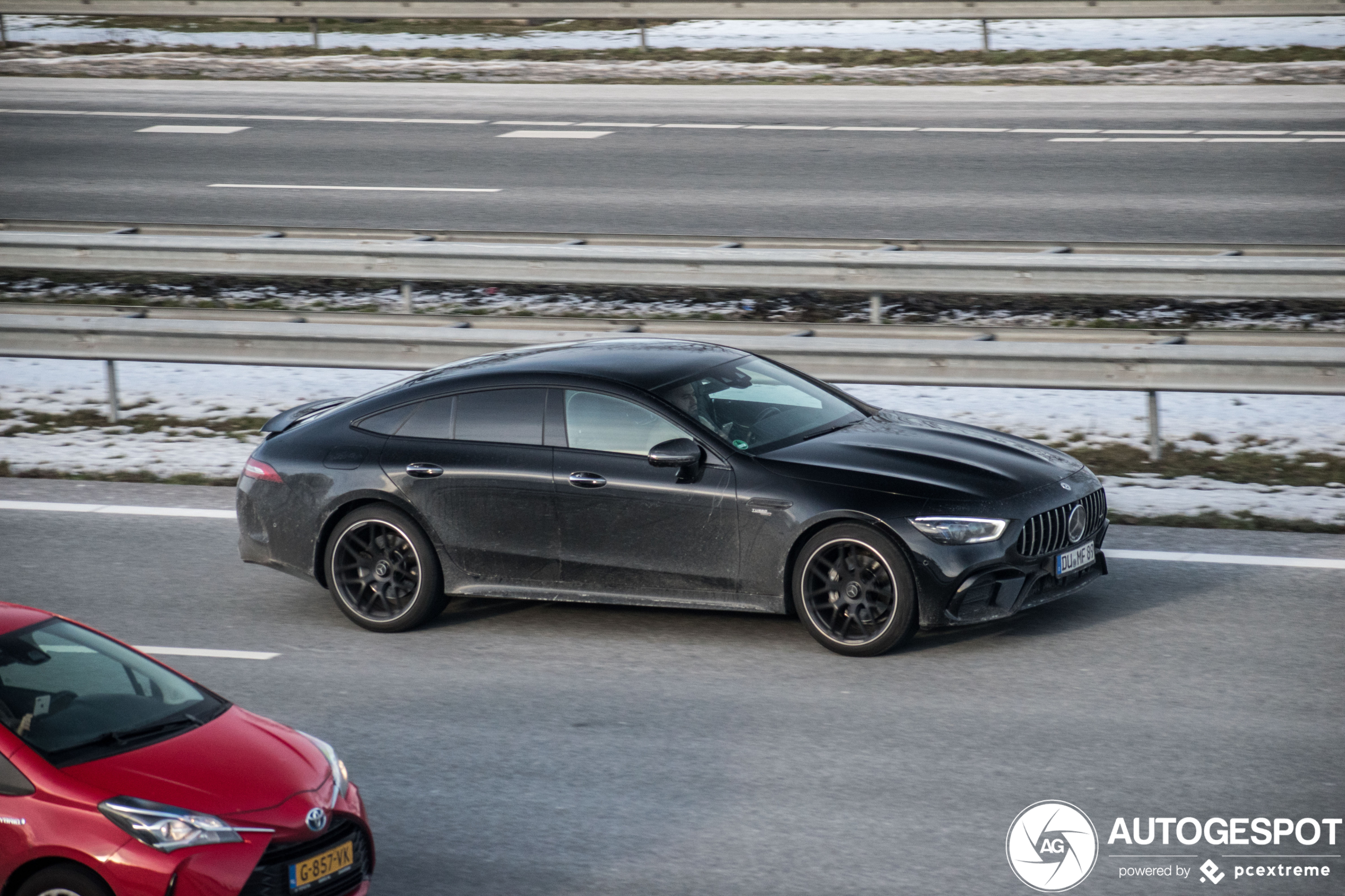 Mercedes-AMG GT 63 X290