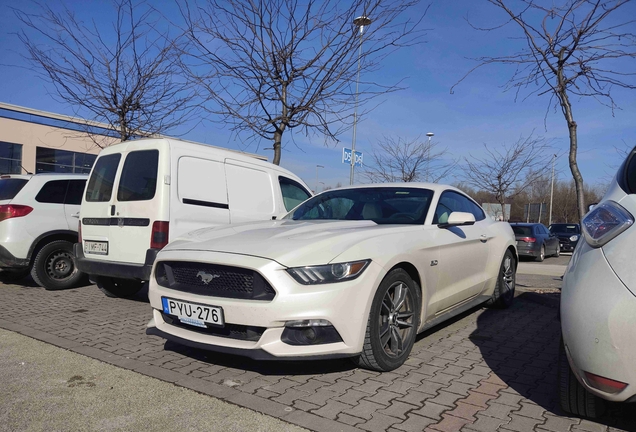 Ford Mustang GT 2015