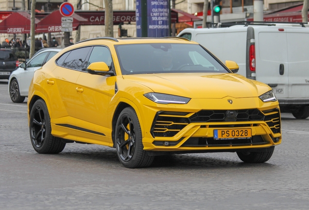 Lamborghini Urus