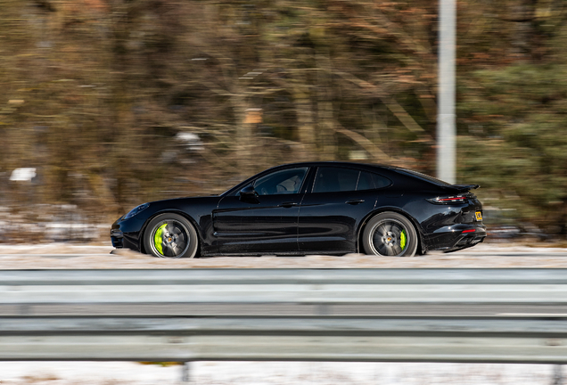 Porsche 971 Panamera Turbo S E-Hybrid