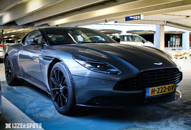 Aston Martin DB11 V8