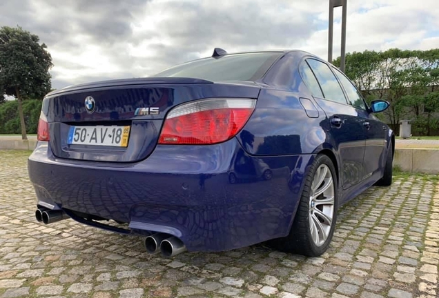 BMW M5 E60 2005