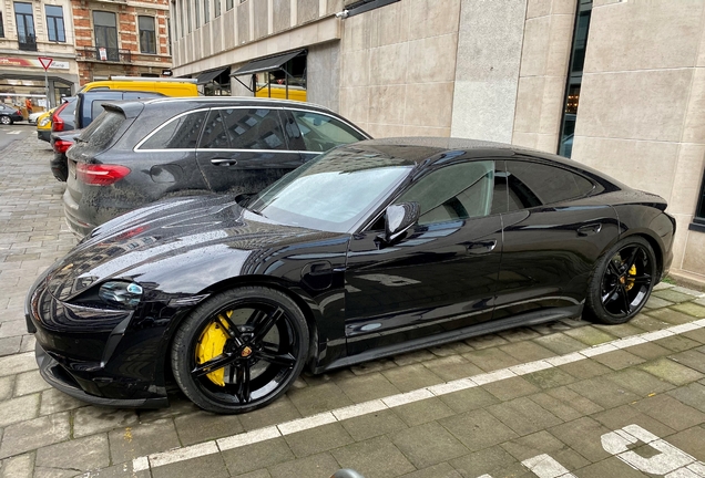 Porsche Taycan Turbo S