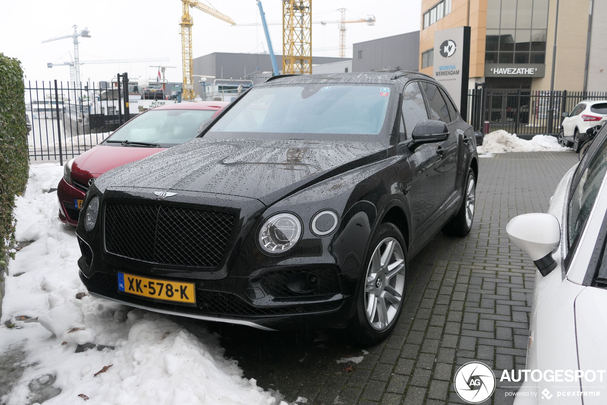 Bentley Bentayga V8