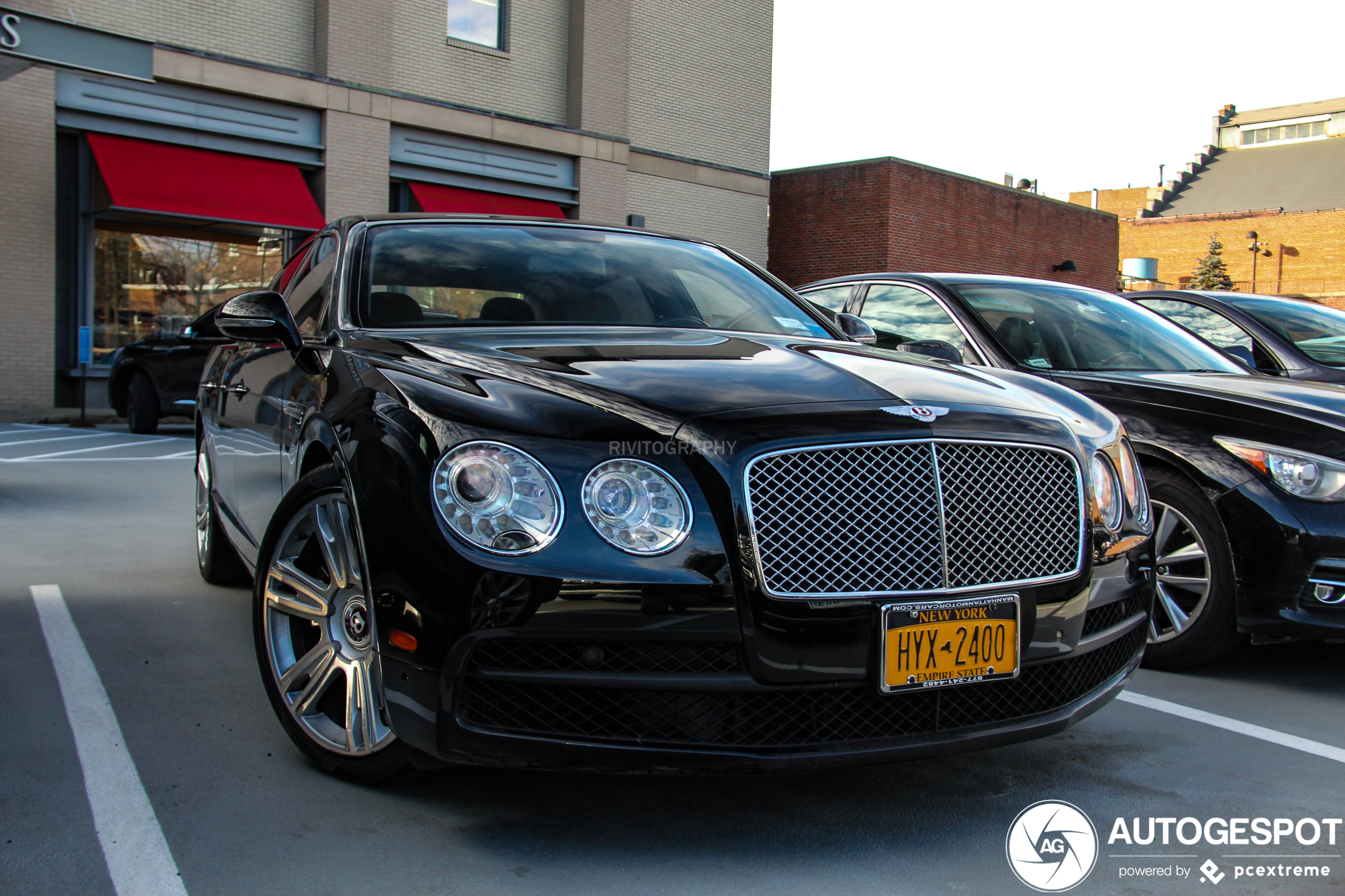 Bentley Flying Spur V8