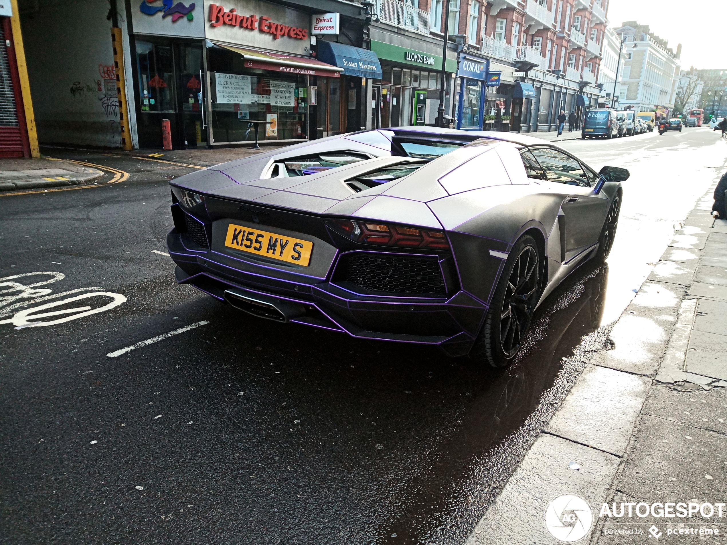 Lamborghini Aventador LP700-4 Roadster