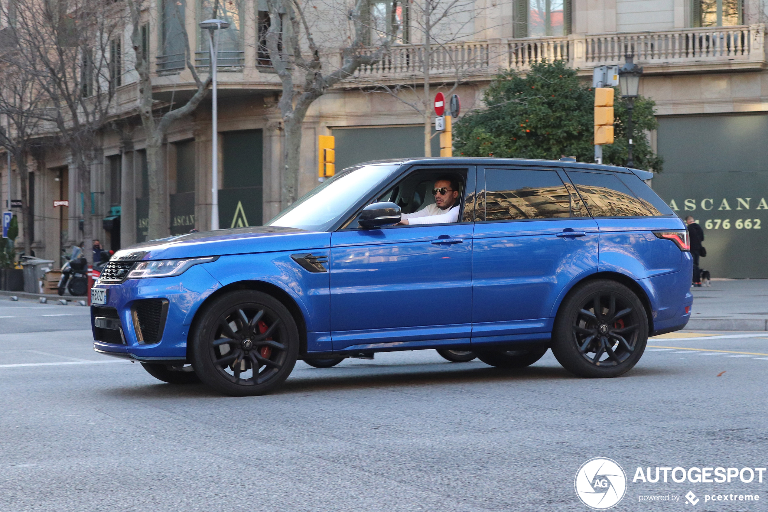 Land Rover Range Rover Sport SVR 2018 Carbon Edition