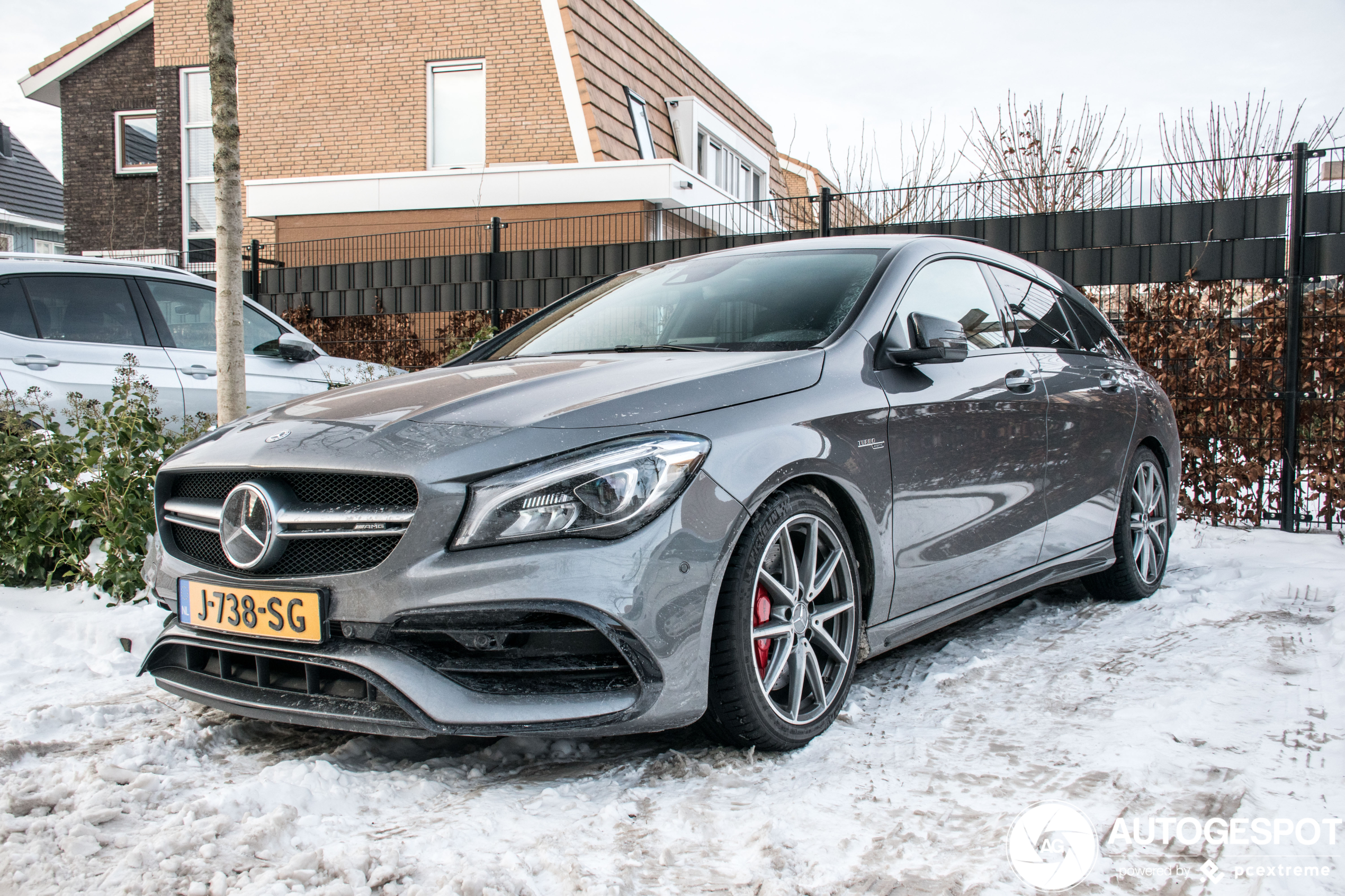 Mercedes-AMG CLA 45 Shooting Brake X117 2017