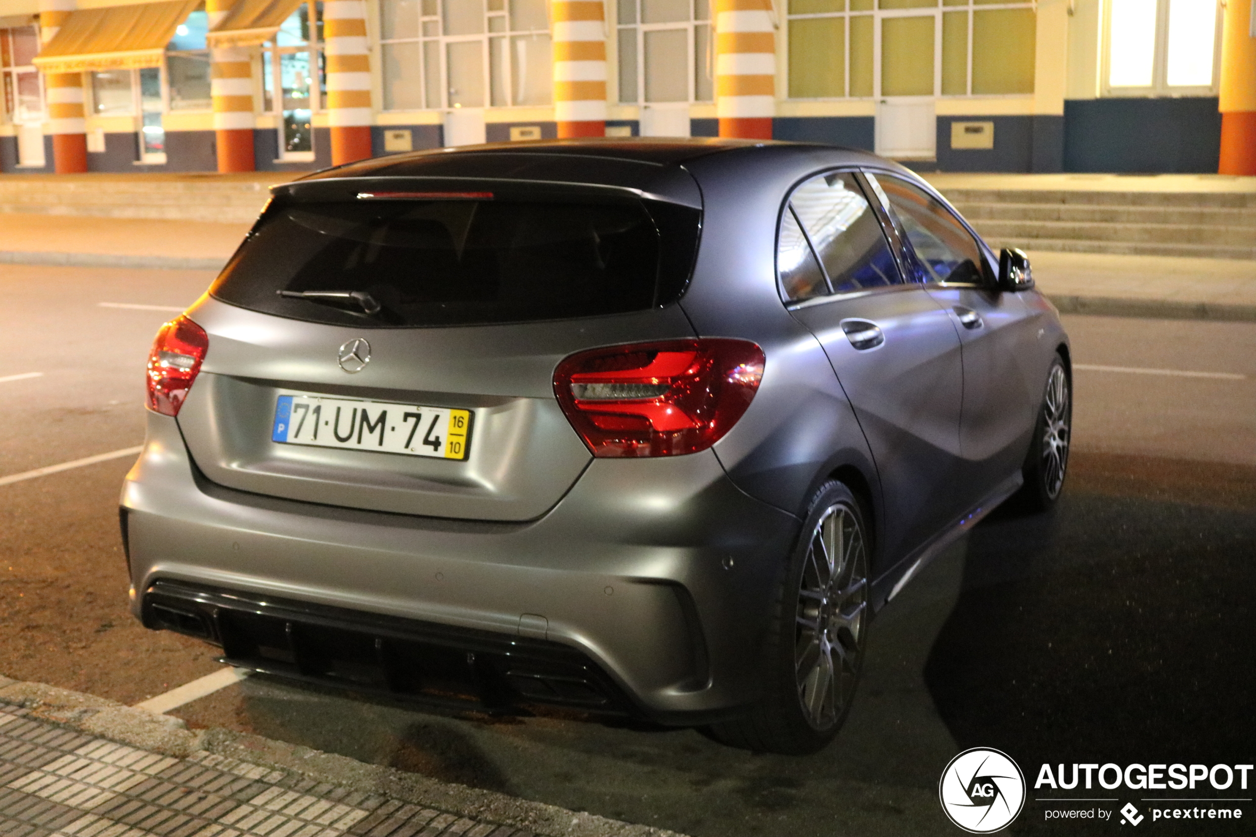 Mercedes-AMG A 45 W176 2015