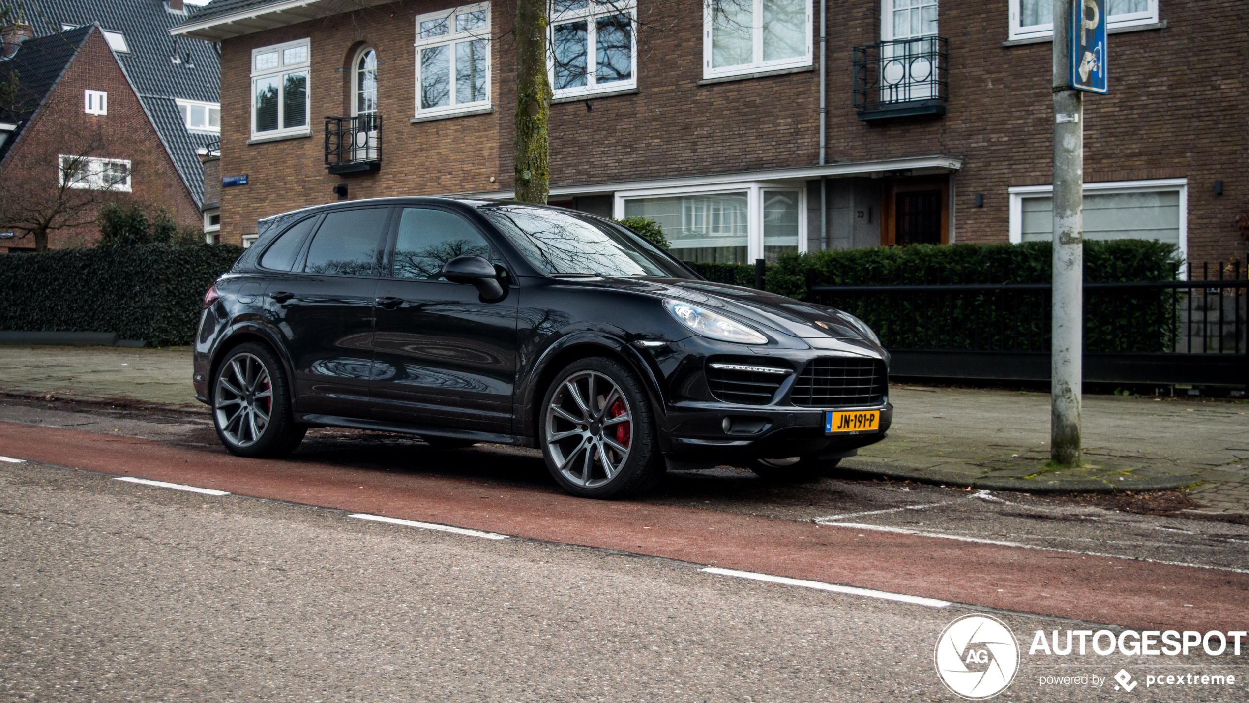 Porsche 958 Cayenne GTS