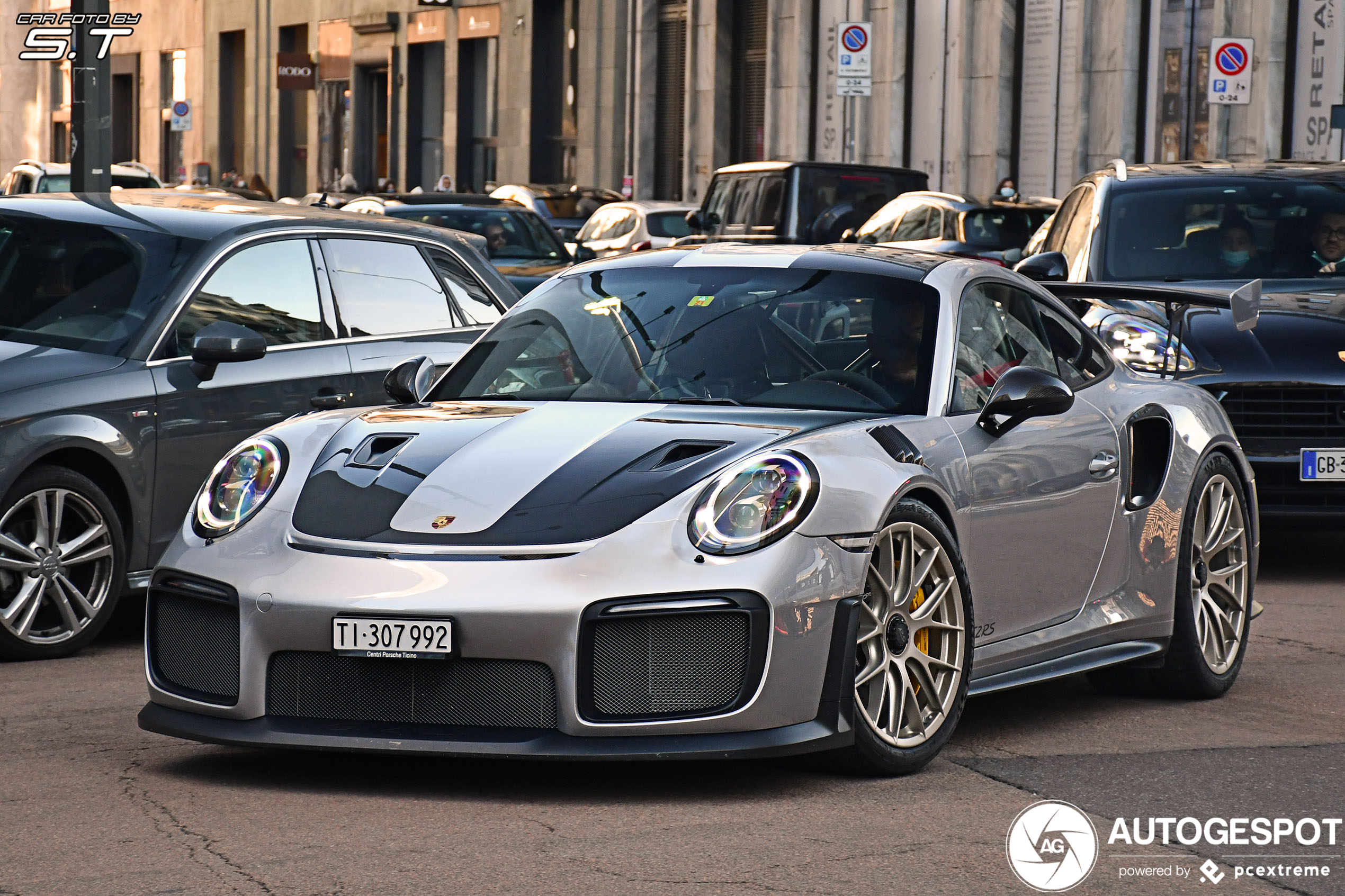 Porsche 991 GT2 RS Weissach Package