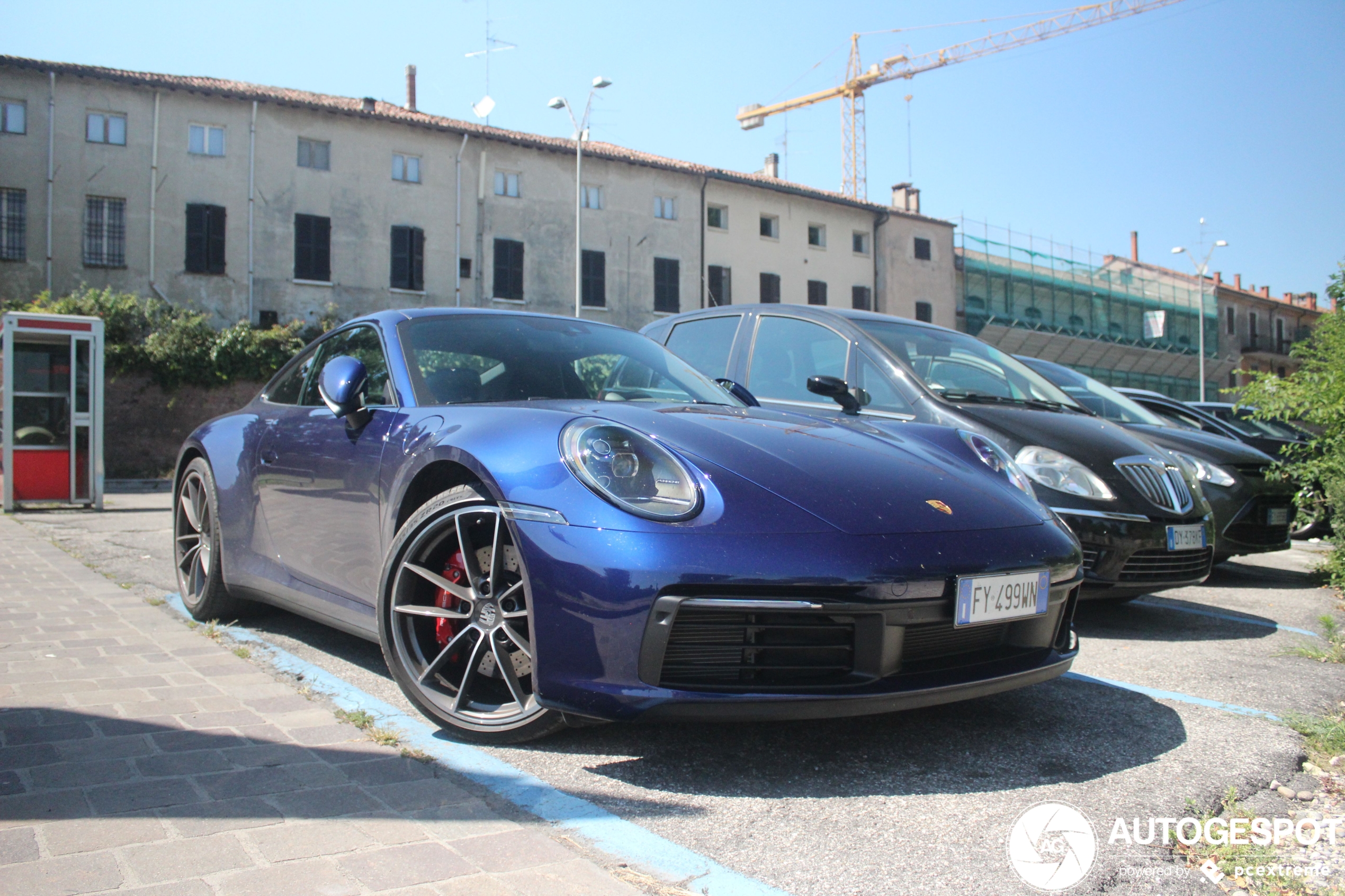 Porsche 992 Carrera 4S