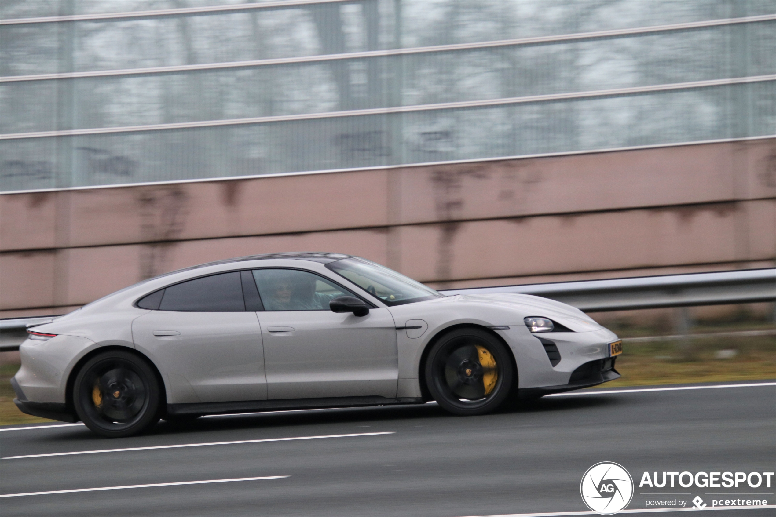 Porsche Taycan Turbo S