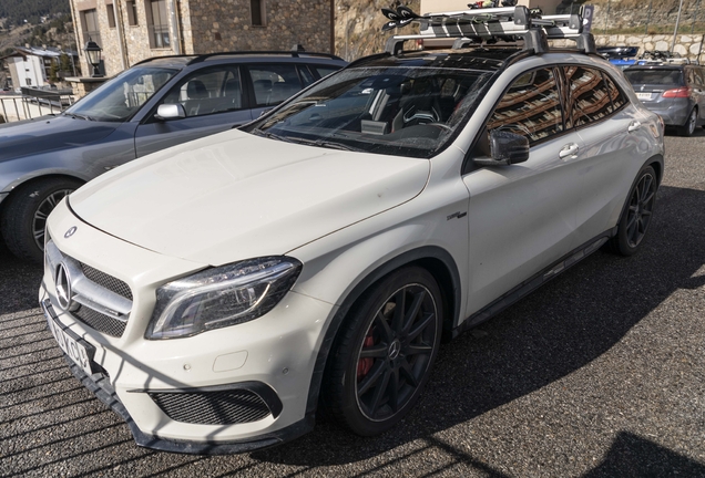 Mercedes-AMG GLA 45 X156