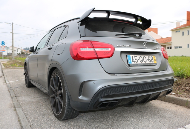 Mercedes-AMG GLA 45 X156