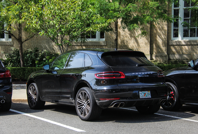 Porsche 95B Macan Turbo