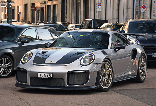 Porsche 991 GT2 RS Weissach Package