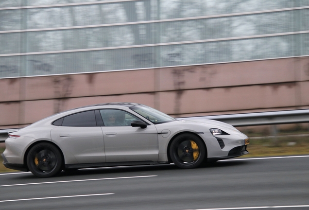 Porsche Taycan Turbo S