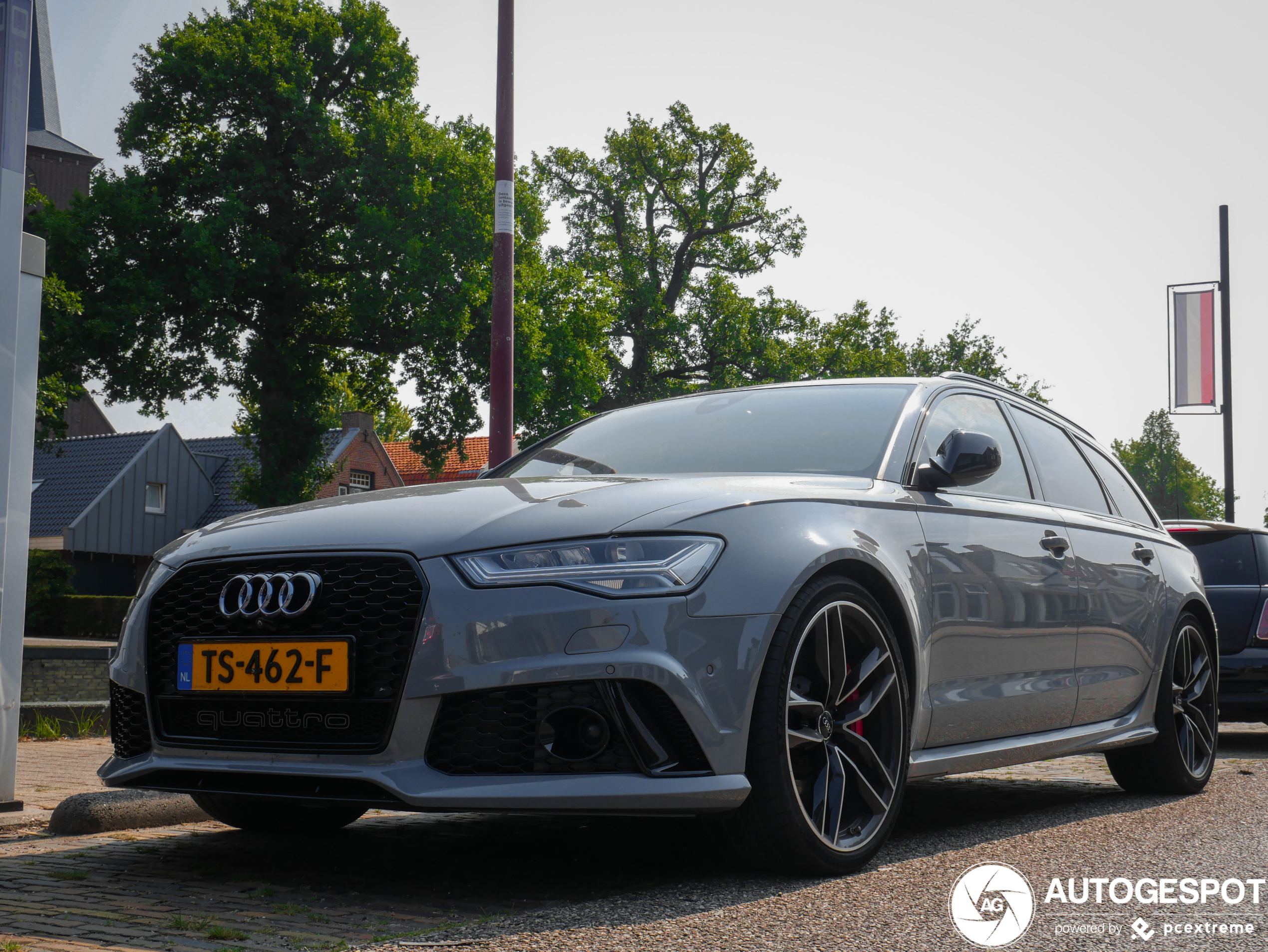 Audi RS6 Avant C7 2015