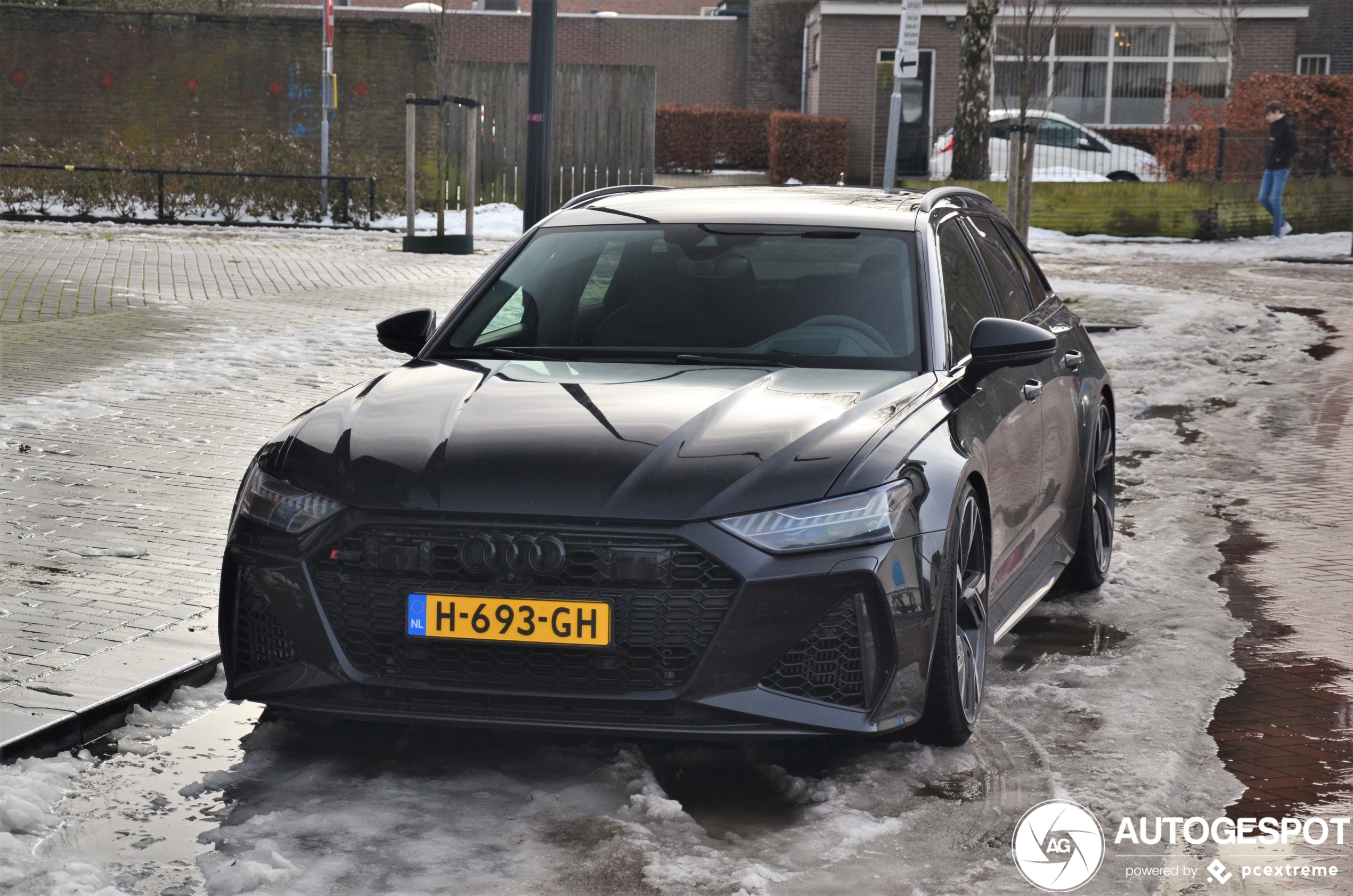 Audi RS6 Avant C8