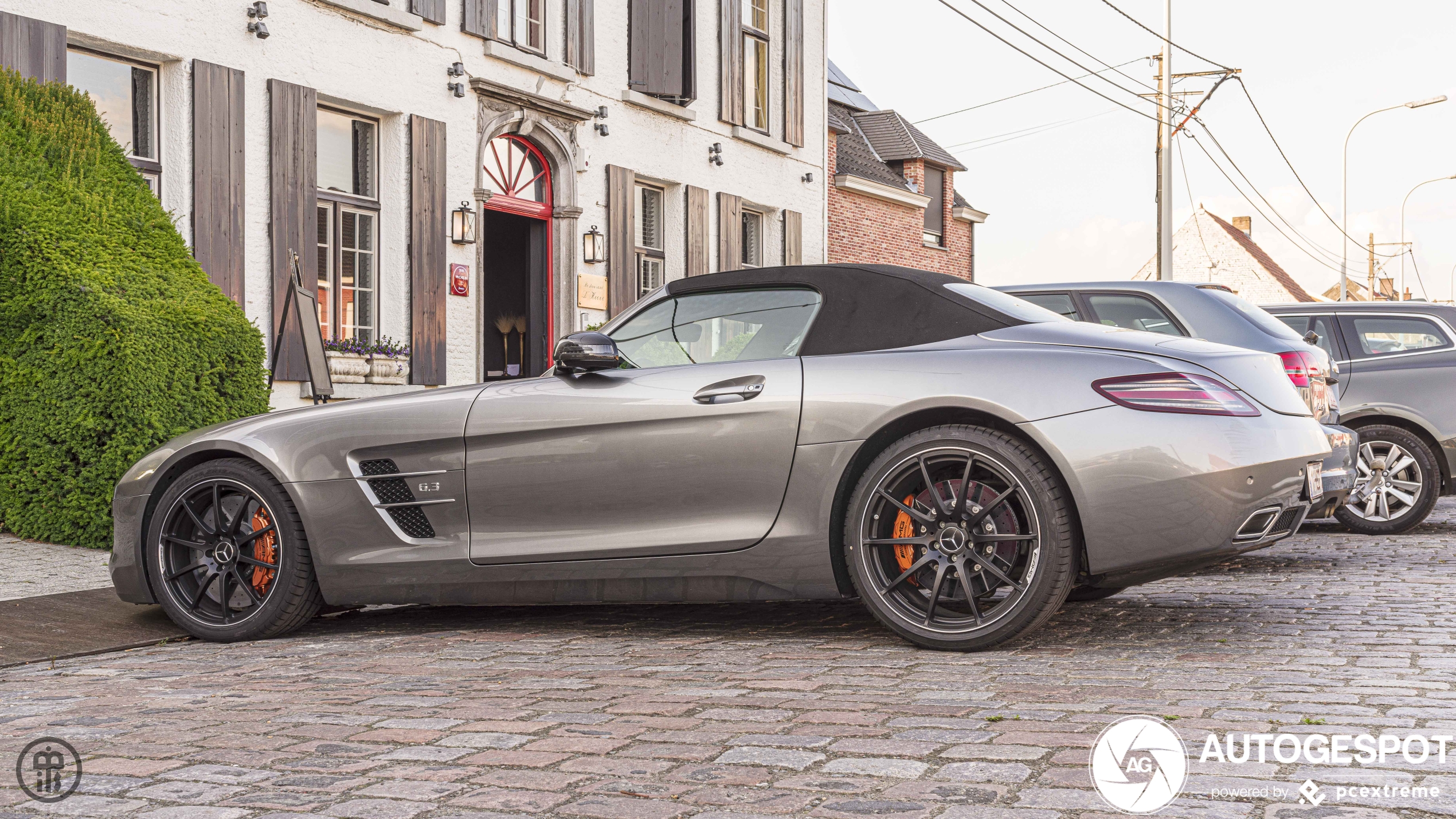 Mercedes-Benz SLS AMG Roadster