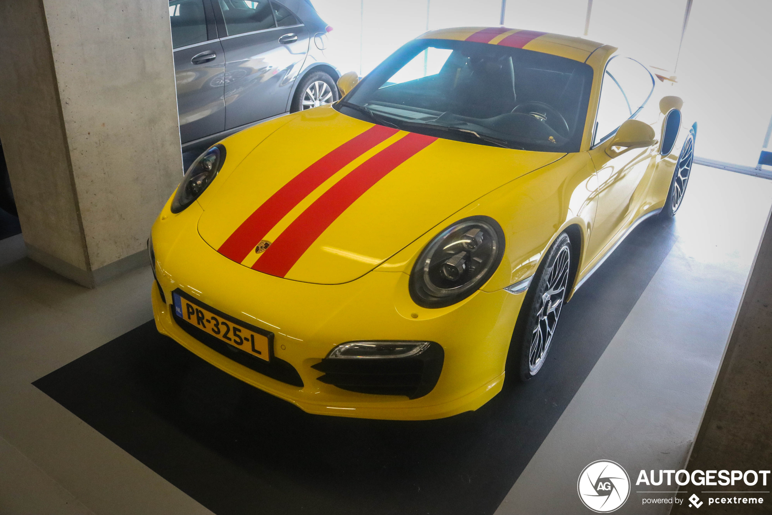 Porsche 991 Turbo S MkI