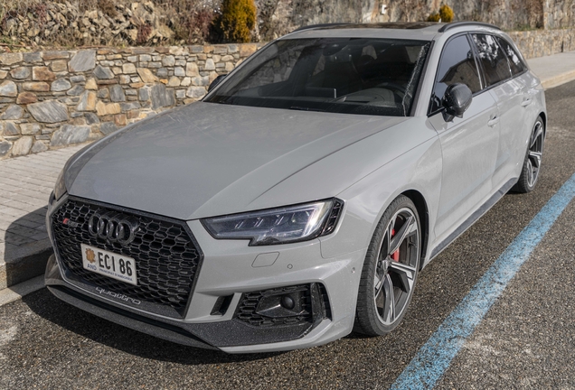 Audi RS4 Avant B9