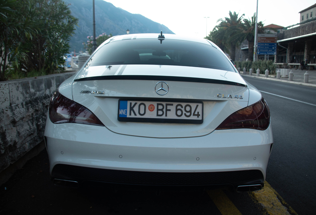 Mercedes-AMG CLA 45 C117