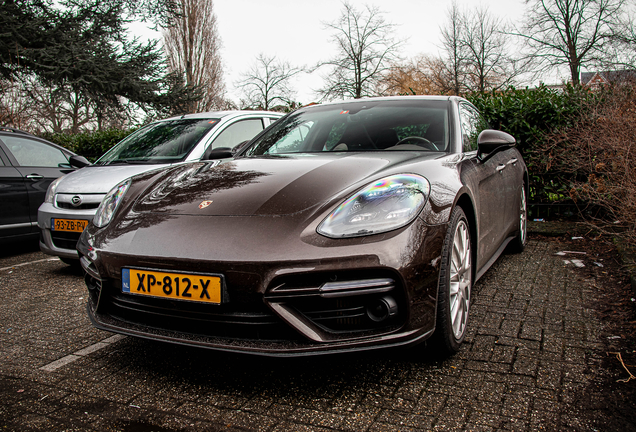 Porsche 971 Panamera Turbo S E-Hybrid