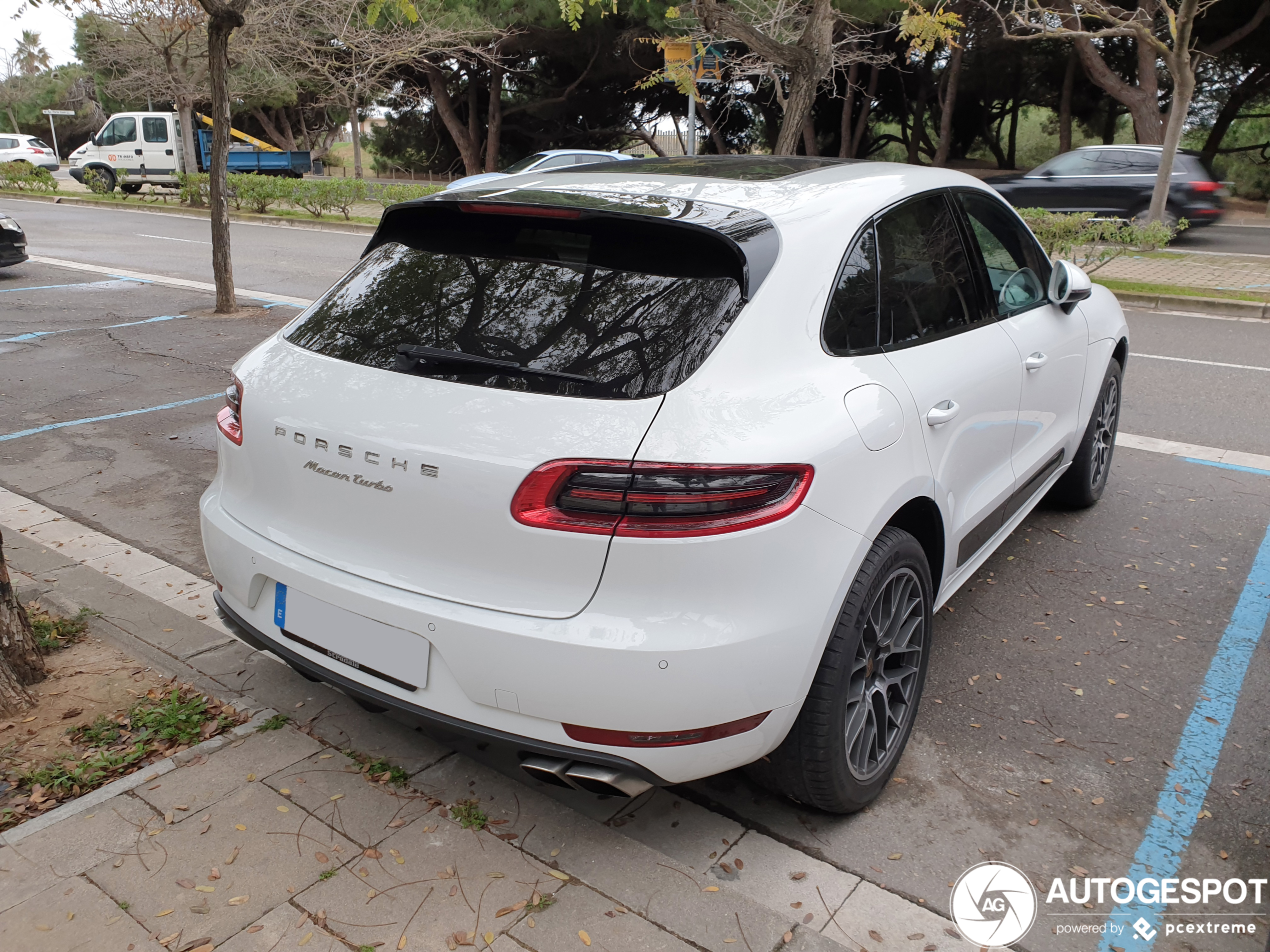 Porsche 95B Macan Turbo