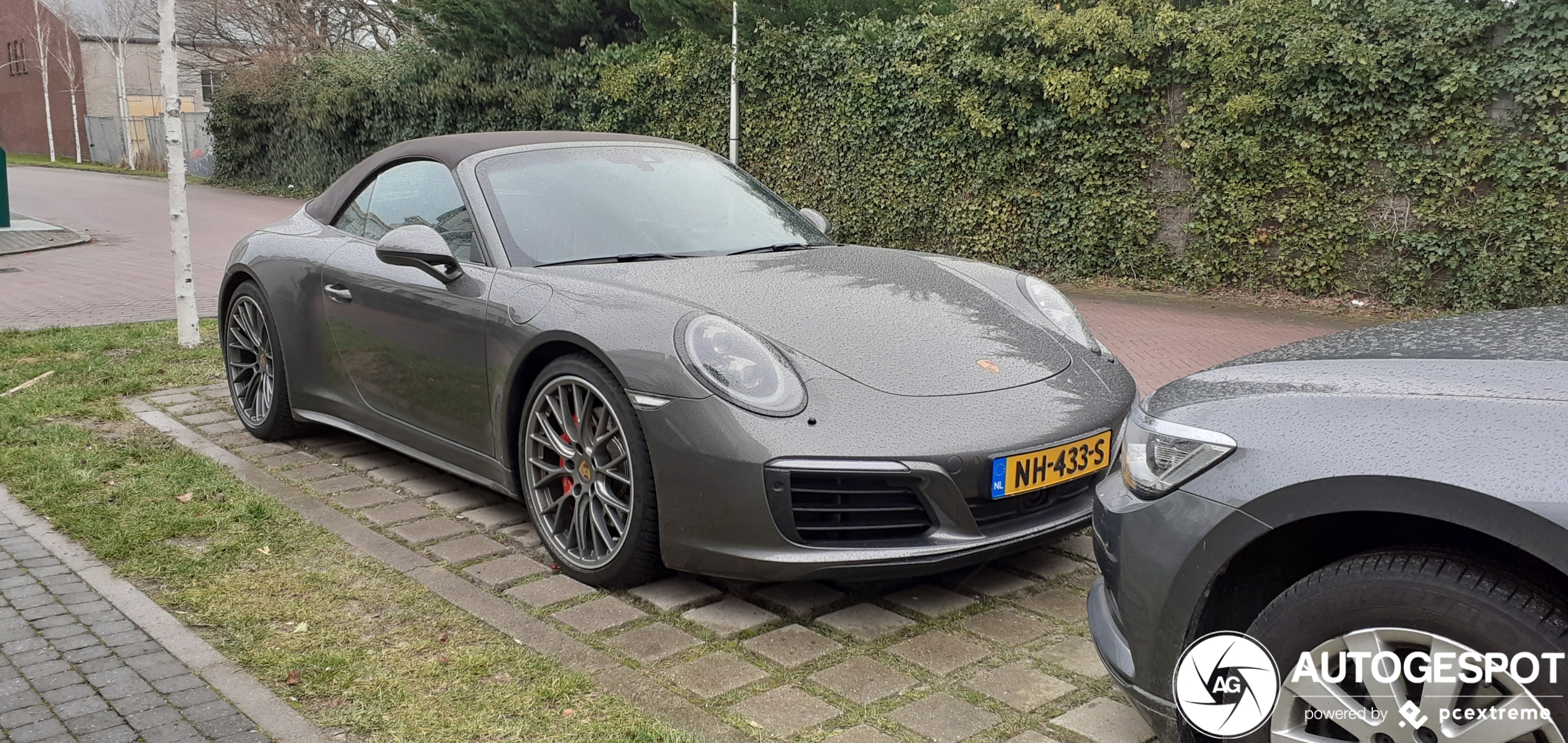 Porsche 991 Carrera 4S Cabriolet MkII