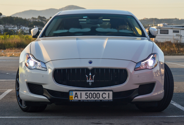 Maserati Quattroporte GTS 2013