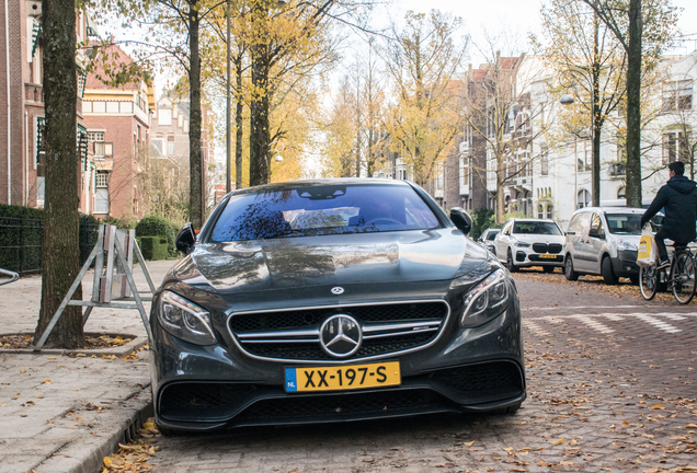 Mercedes-AMG S 63 Coupé C217