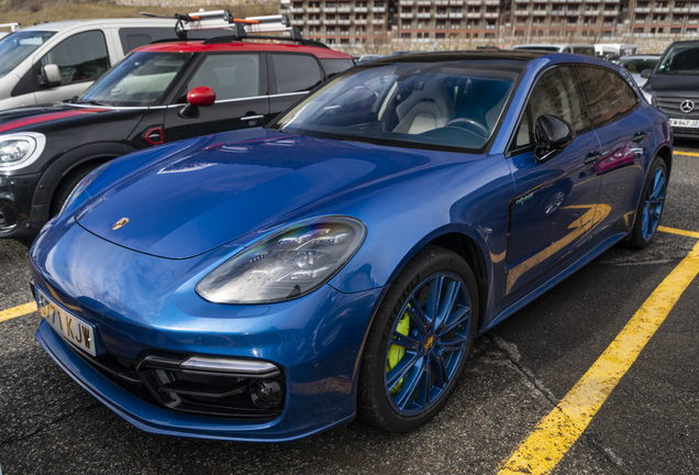 Porsche 971 Panamera Turbo S E-Hybrid Sport Turismo