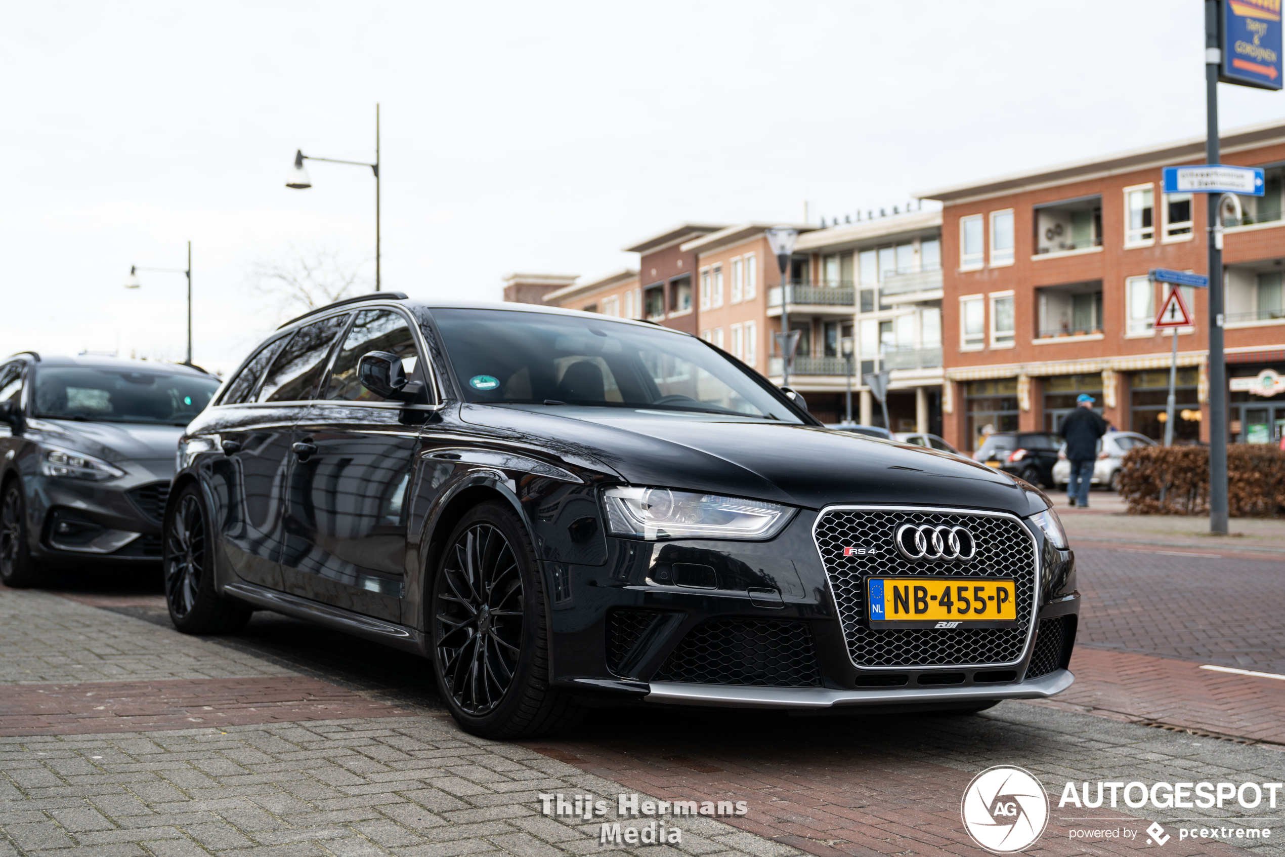 Audi RS4 Avant B8