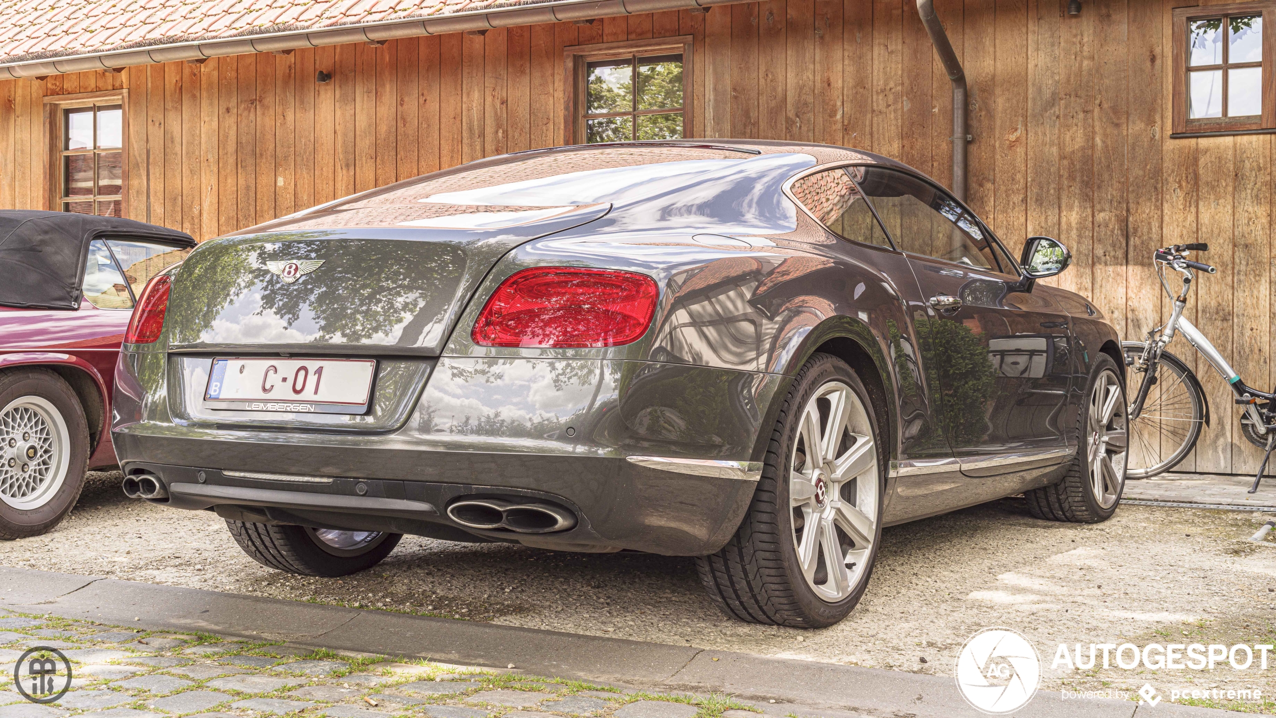 Bentley Continental GT V8